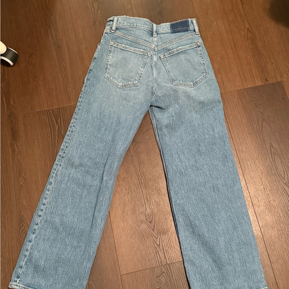 Abercrombie 90’s Relaxed High Rise Women's Jeans - Picture 3 of 11